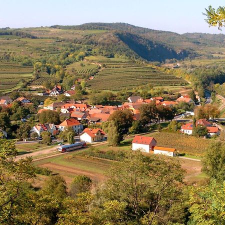 Hotel Zur Schonenburg Schönberg am Kamp Kültér fotó