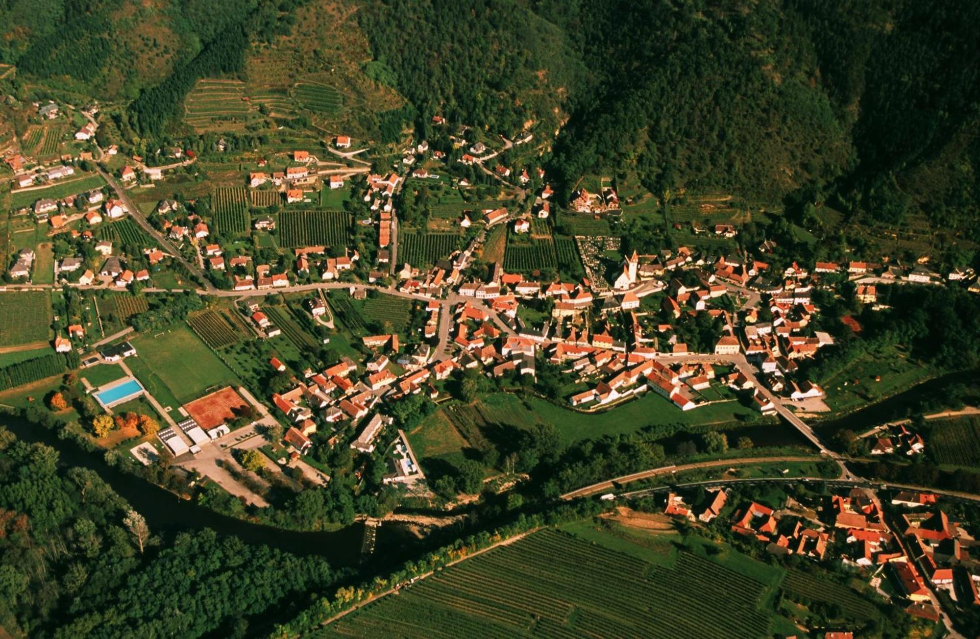 Hotel Zur Schonenburg Schönberg am Kamp Kültér fotó